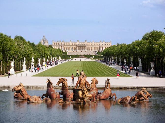 Superbe appart 2 pièces avec parking gratuit Chaville Esterno foto